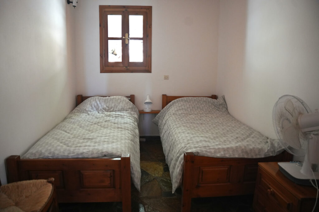 Our Stays main house bedroom 1